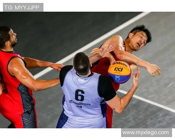 南京篮球队在大师赛中的团队协作表现分析与启示